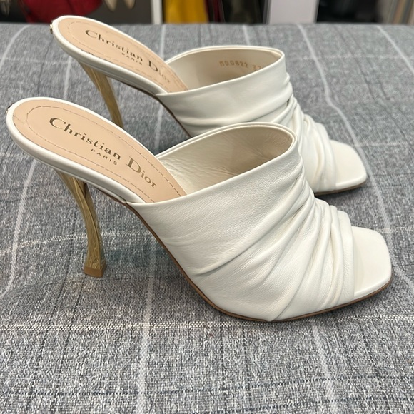Christian Dior Heels - Picture 1 of 6